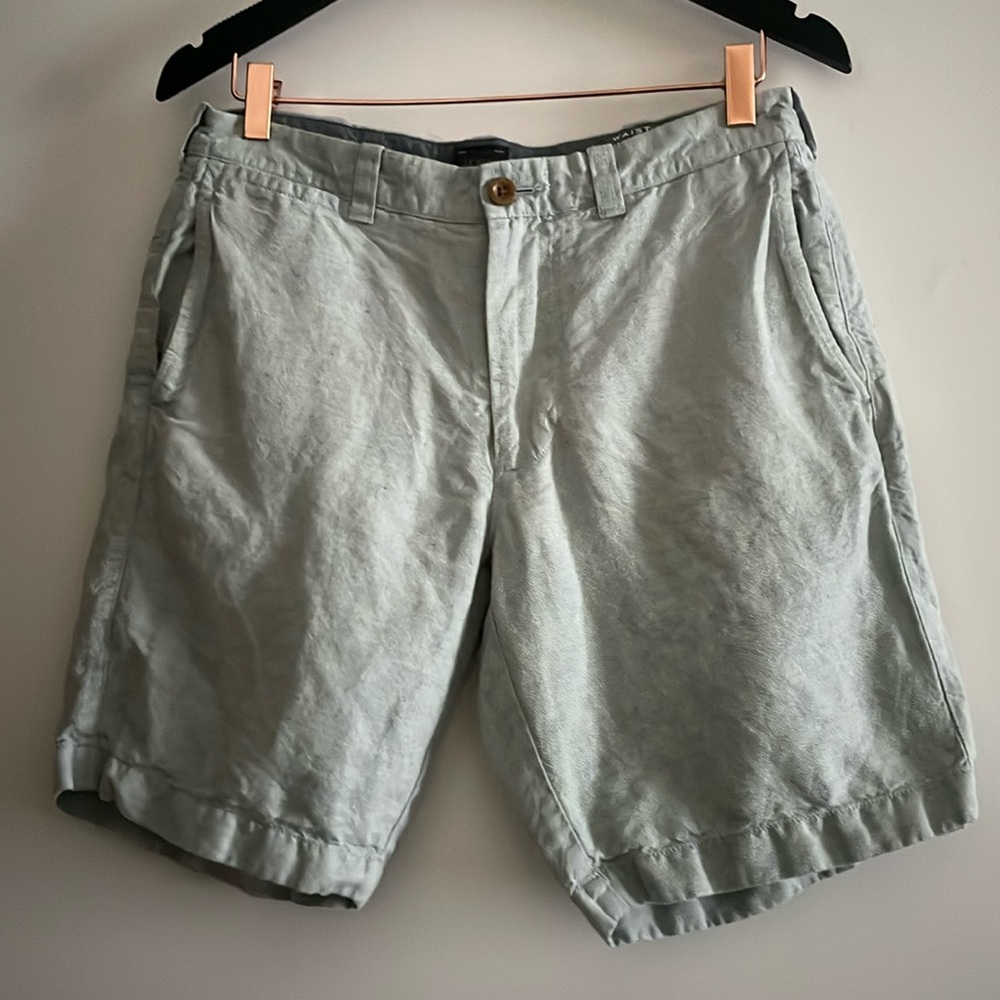 J.Crew Light Green Linen Shorts size 31